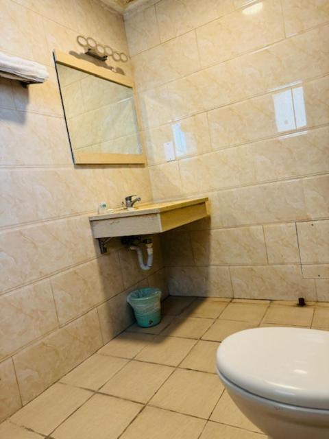 Al Hayat Suites Apartment マナーマ エクステリア 写真